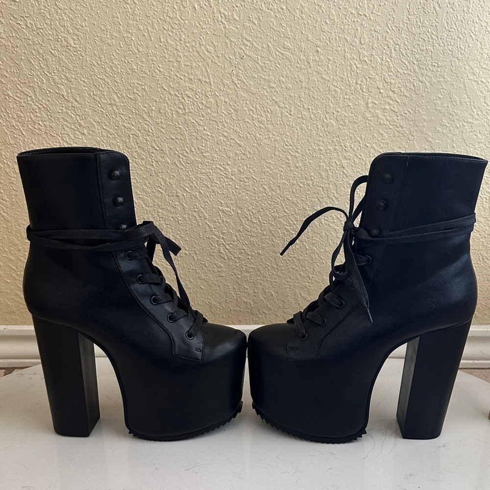 Current Mood Black Lace-Up Platform Booties - Picture 5 of 11